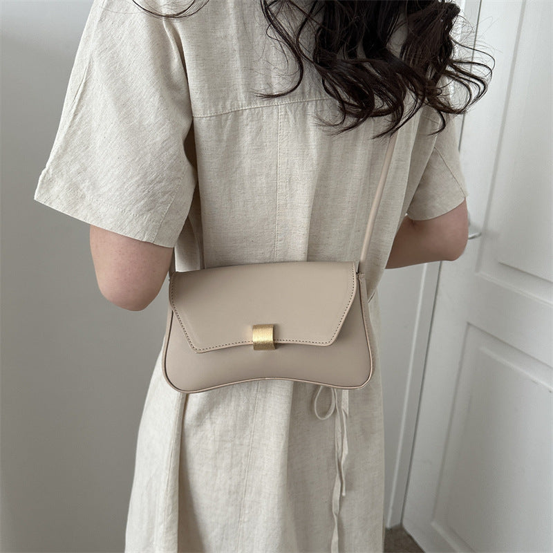 Minimalistic Shoulder Bag