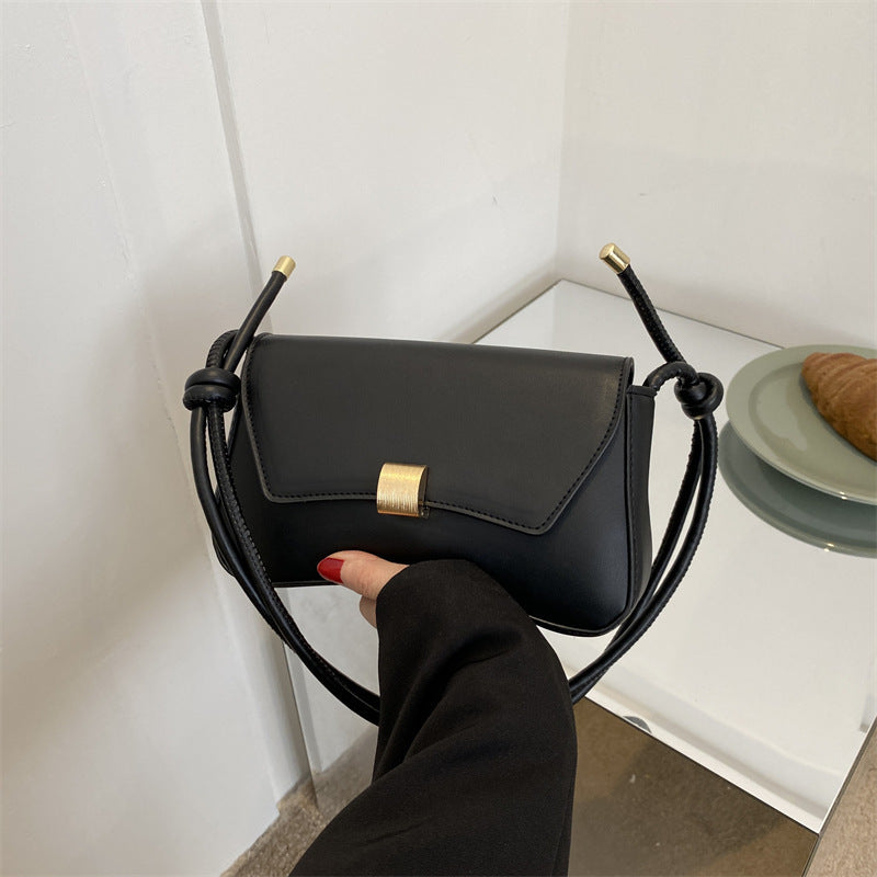 Minimalistic Shoulder Bag
